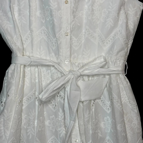 VINCE CAMUTO Belted Eyelet Dress in White. Sz: 16 - Picture 6 of 11
